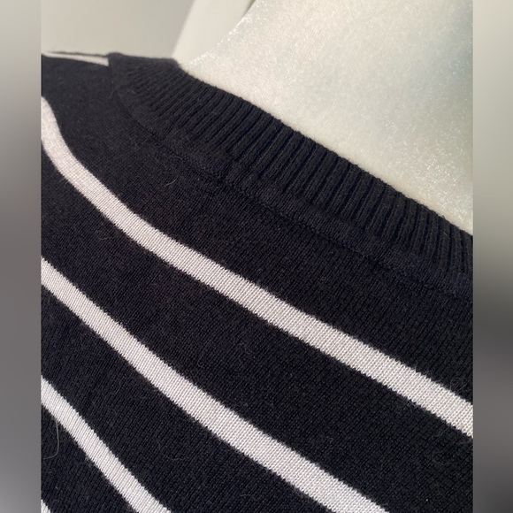 Black & White Striped Sweater Dress - Picture 7 of 7